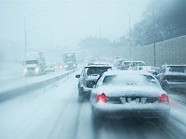 11 советов зимнего вождения от профессиональных водителей
